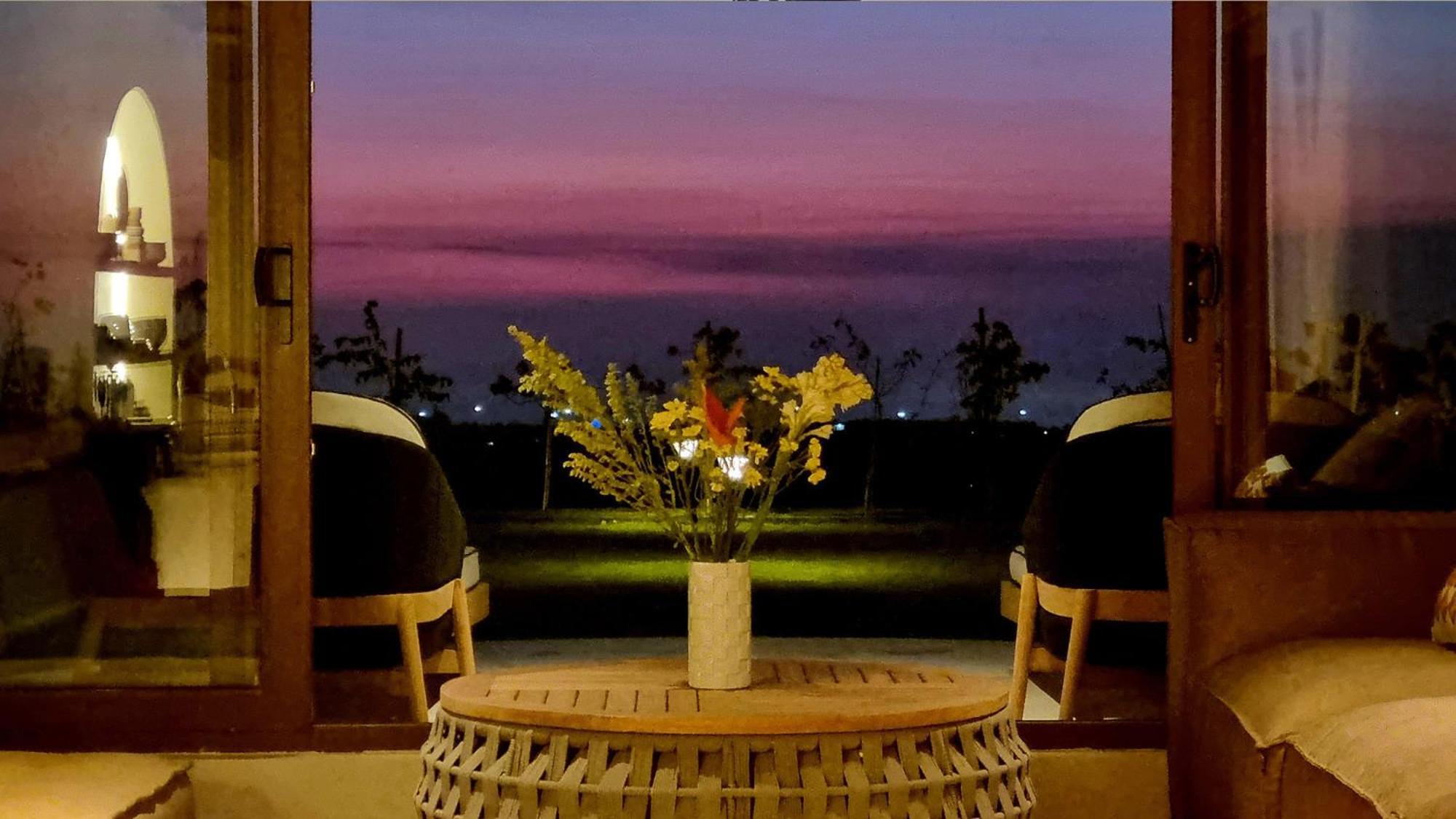 Sunset Hills *